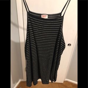 Cute tank top. FINAL PRICE